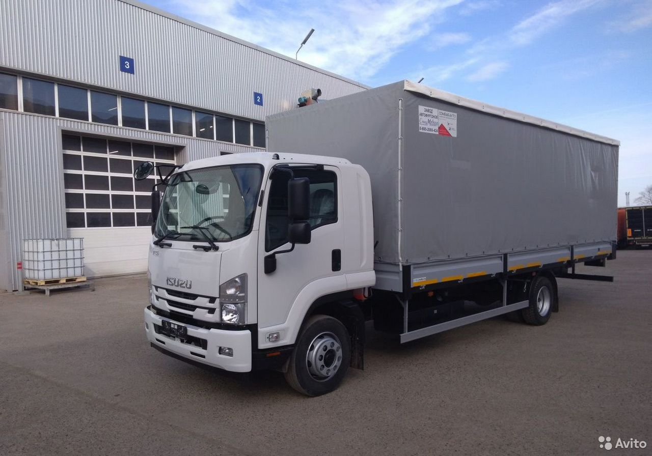 Тентованный грузовик Isuzu Forward 12.0