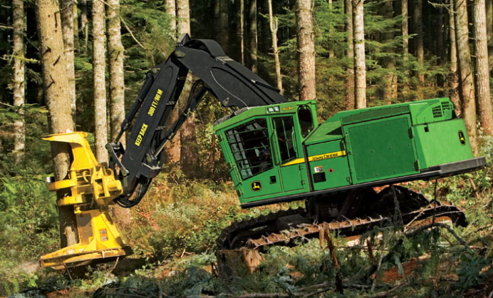 Валочно-пакетирующая машина John Deere 900M