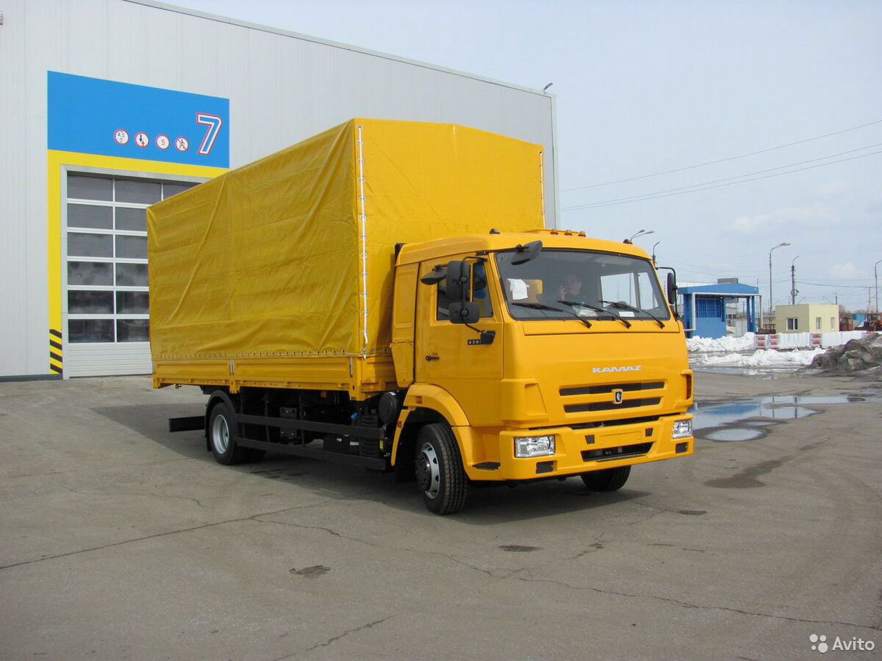 Тентованный грузовик КамАЗ 4308