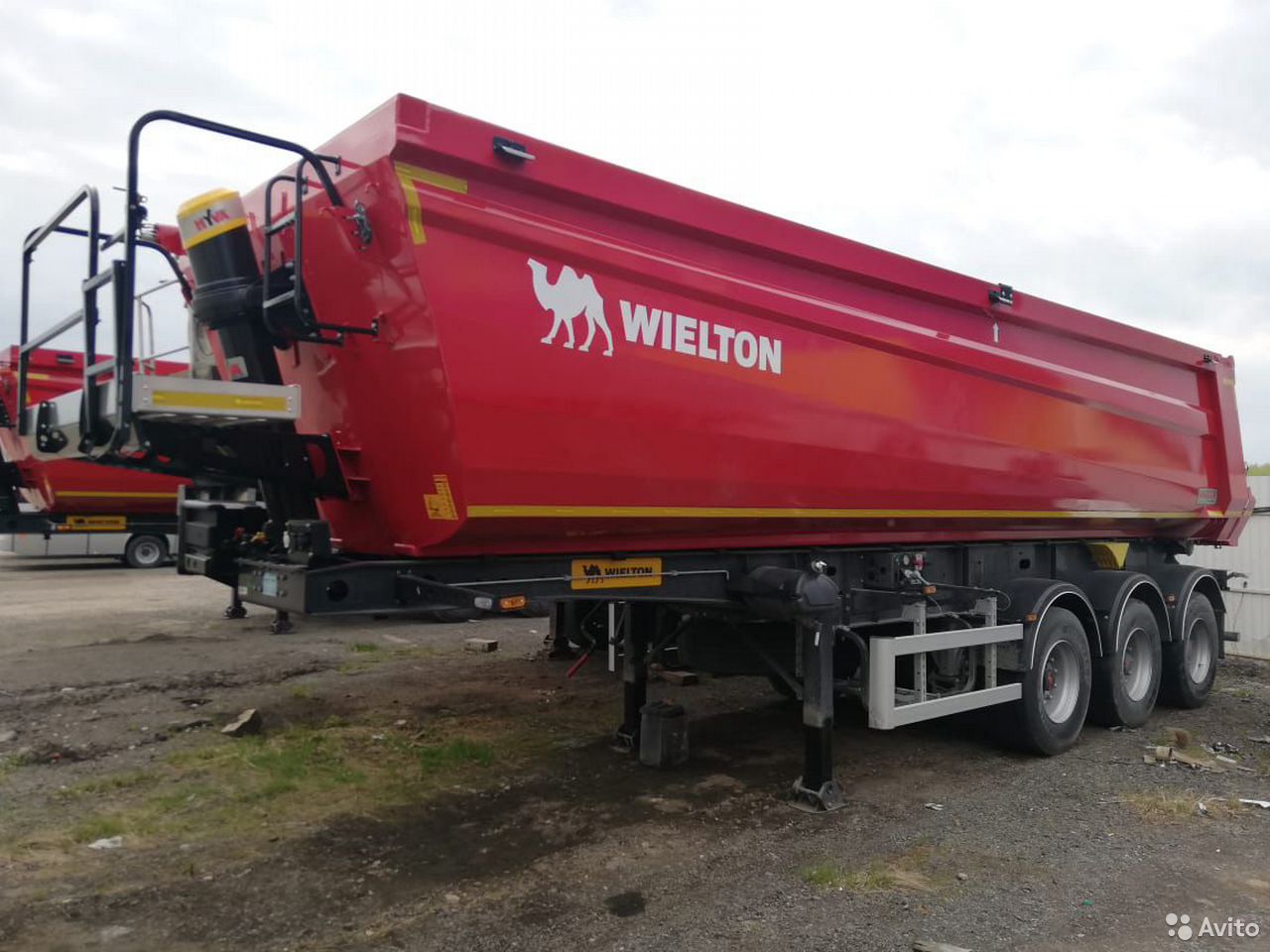 Самосвальный полуприцеп Wielton NW 3 S 33 HP