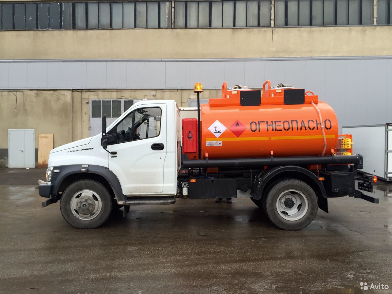 Бензовоз ГАЗ C41R13 ГАЗон Next АТЗ 4389JY
