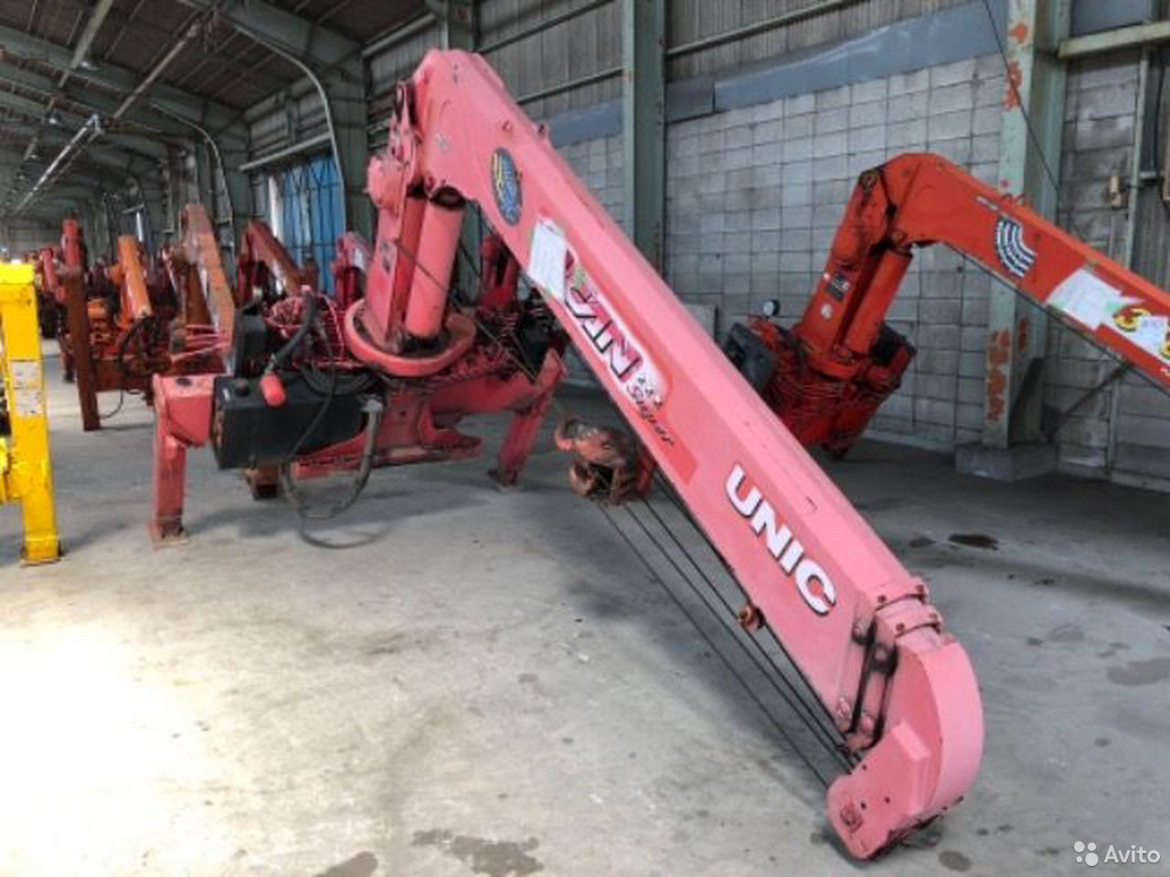 Кран-манипулятор UNIC URU503USR