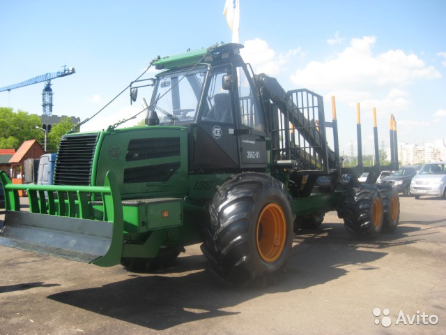 Форвардер Амкодор 2662-01