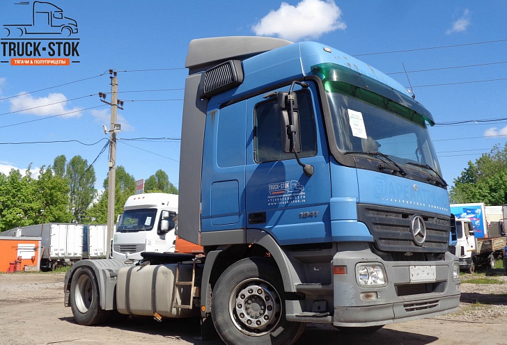 Седельный тягач Mercedes-Benz Actros 1841