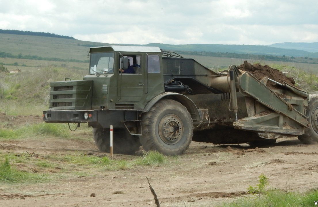 Скрепер МоАЗ 6014