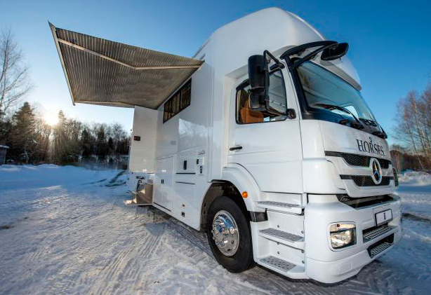 Коневоз Mercedes Actros SHH-M4