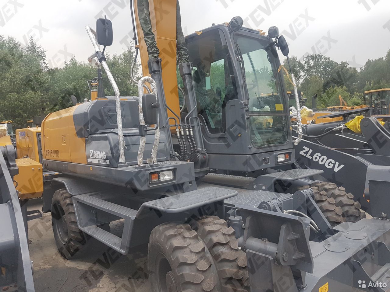 Колесный экскаватор XCMG XE150WB