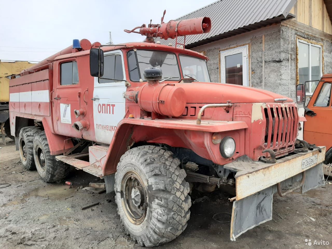 Пожарная машина УРАЛ