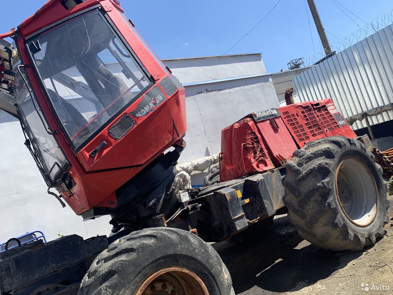 Колесный харвестер Komatsu 931