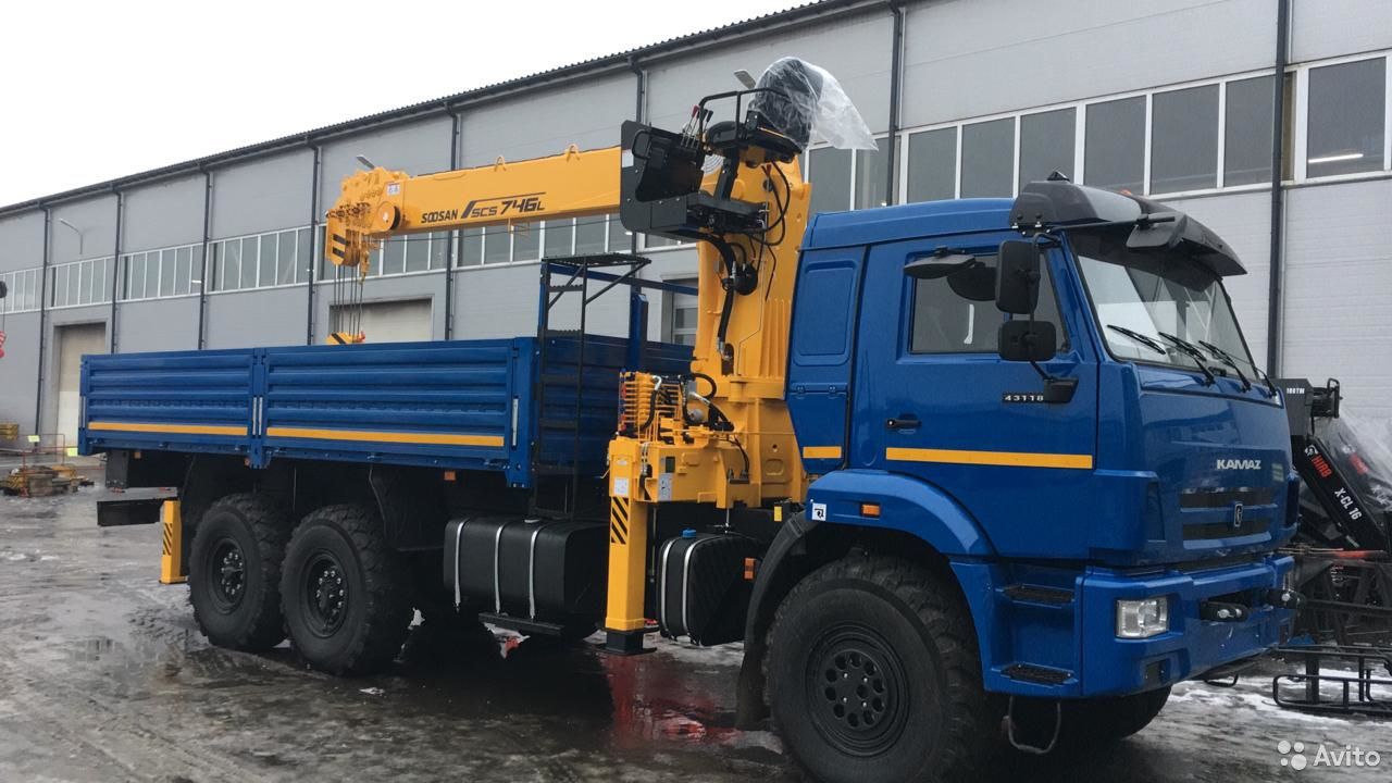 Бортовой грузовик с КМУ КамАЗ 43118-23027-50 с КМУ Soosan SCS746L