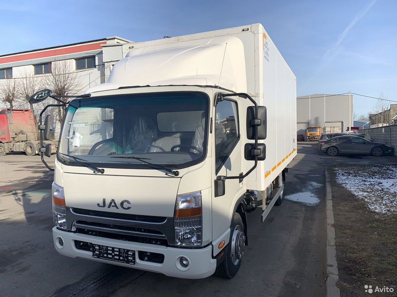 Изотермический фургон JAC N80