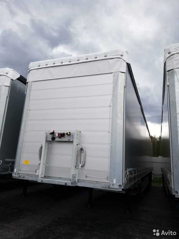 Тентованный полуприцеп Schmitz Cargobull SCS Long
