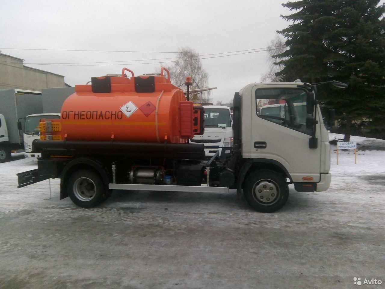 Бензовоз JAC 80 топливозаправщик