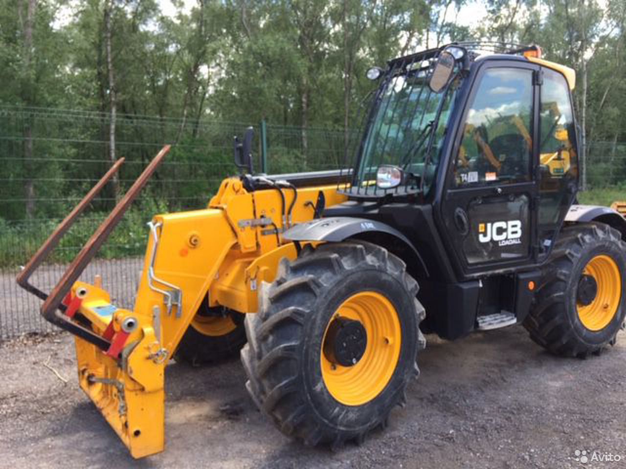 Телескопический погрузчик JCB 535-95
