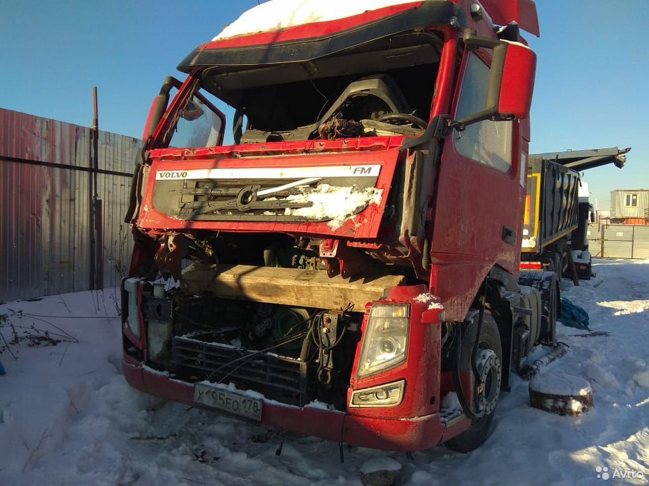 Седельный тягач Volvo FH Track