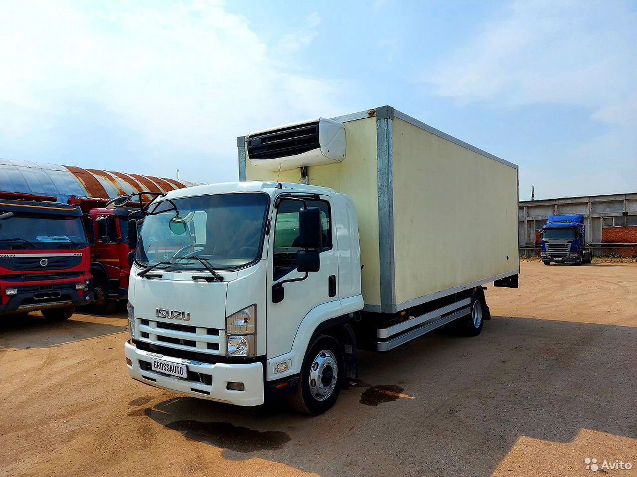 Рефрижераторный фургон Isuzu Forward