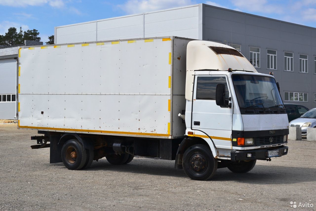 Рефрижератор TATA 613