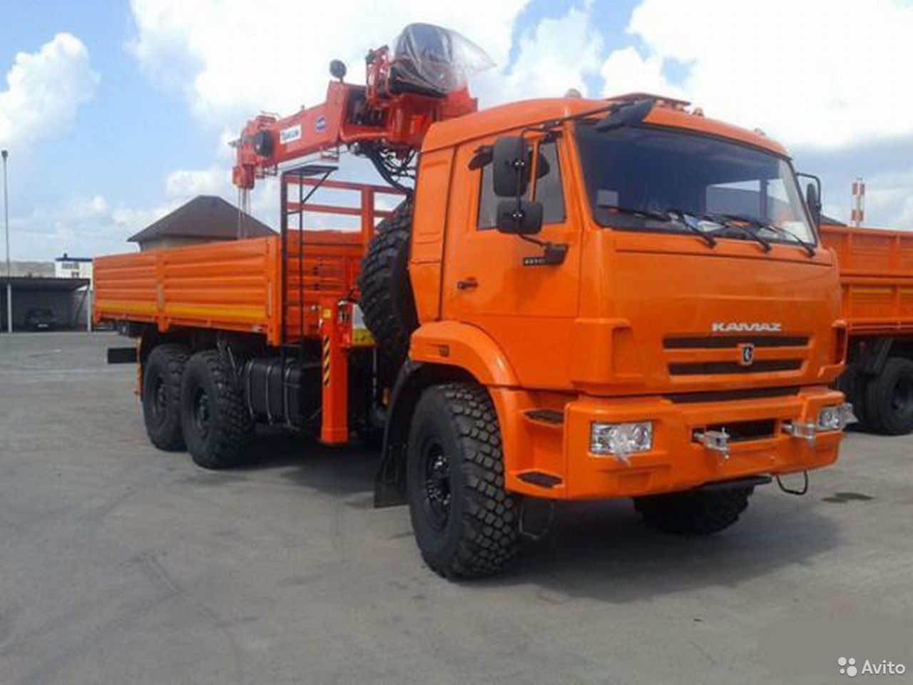 Бортовой грузовик с КМУ КамАЗ 43118 с КМУ Kanglim