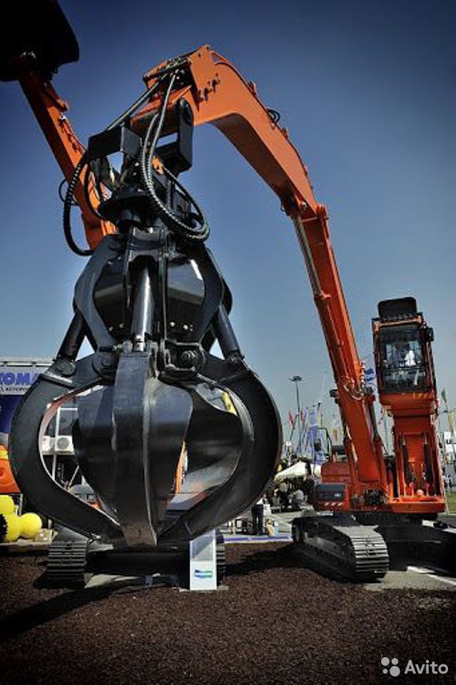 Гусеничный перегружатель Doosan DX225LCA
