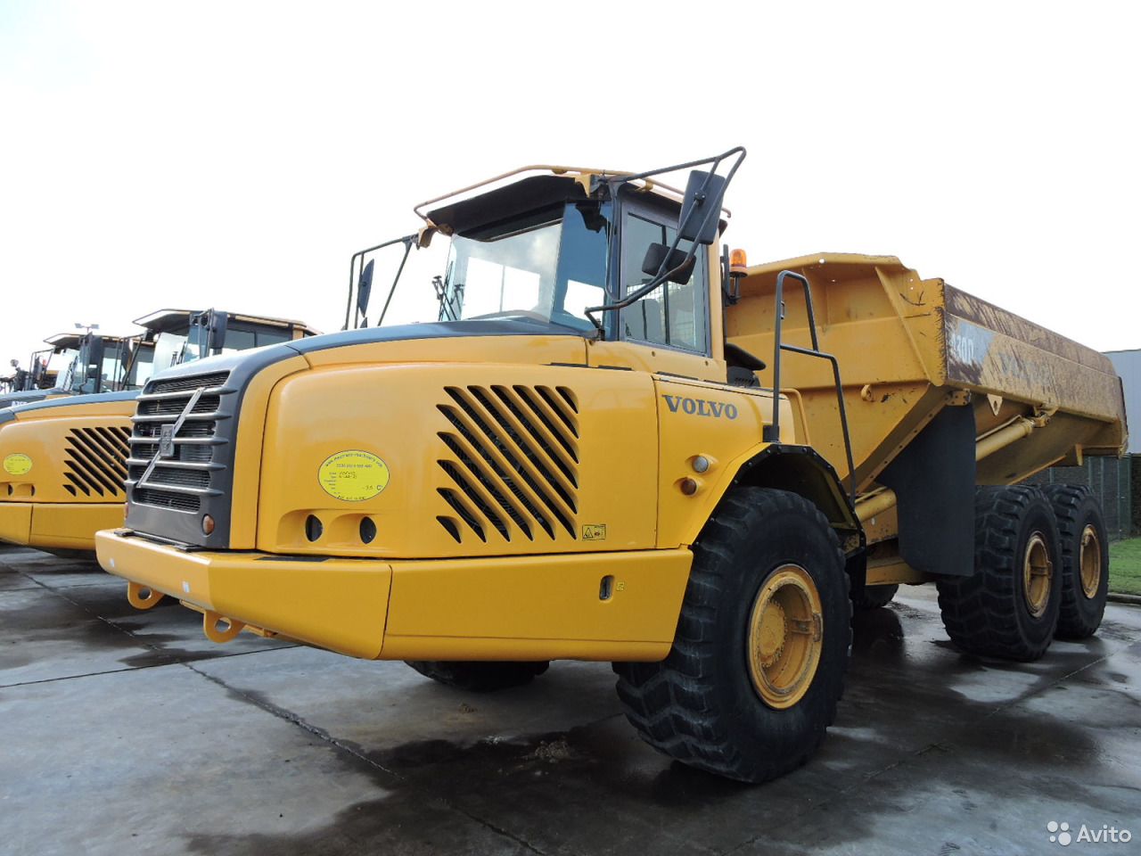 Сочлененный самосвал Volvo A40