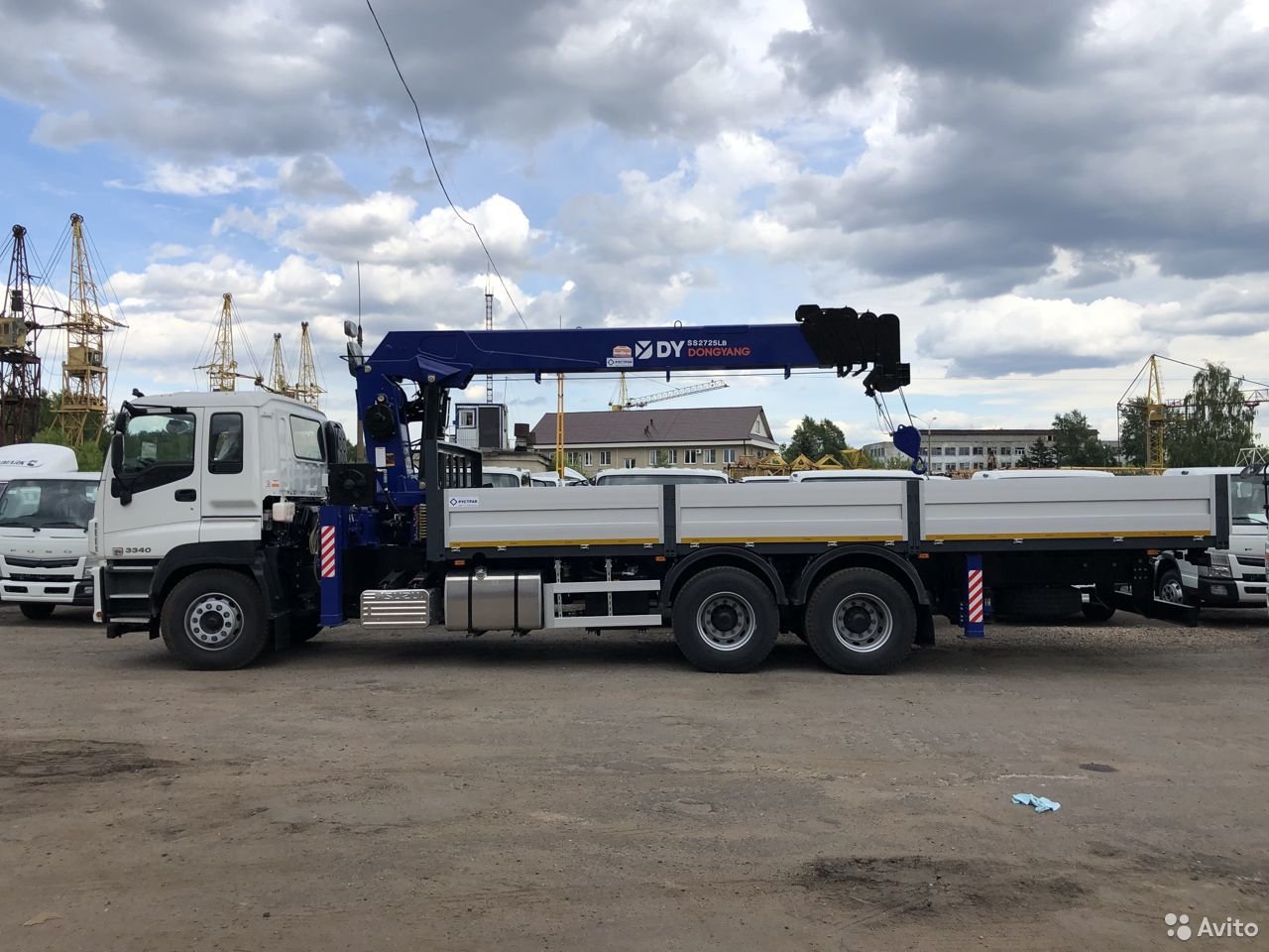 Бортовой грузовик с КМУ ISUZU Giga CYZ52 с КМУ DY 2725