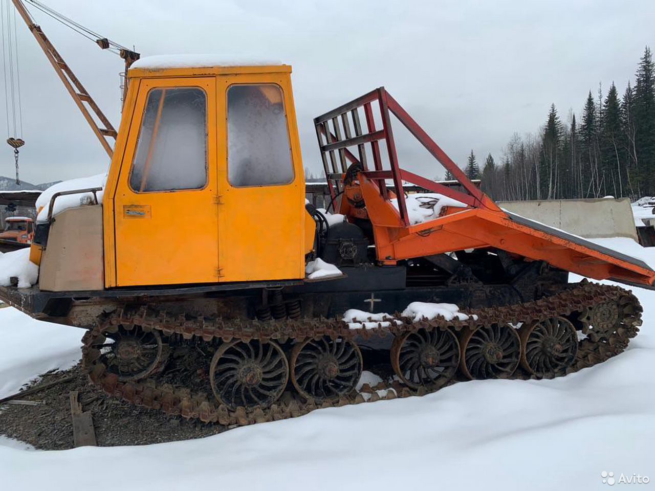 Трелёвочный трактор Завод Алтайский трактор ТТ-4М
