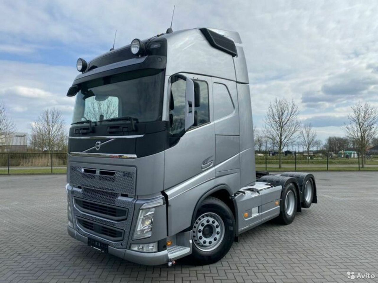 Седельный тягач Volvo FH13.540