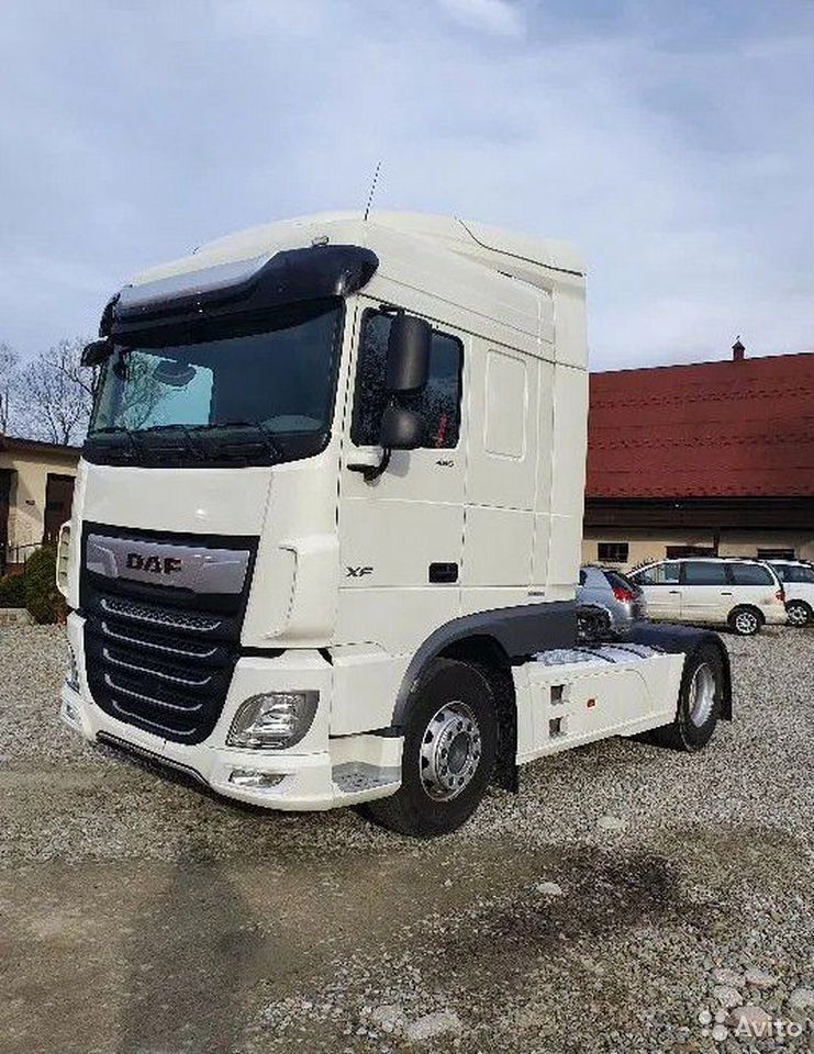 Седельный тягач DAF XF480