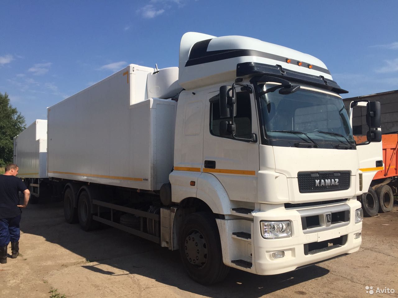 Рефрижератор КамАЗ 65207