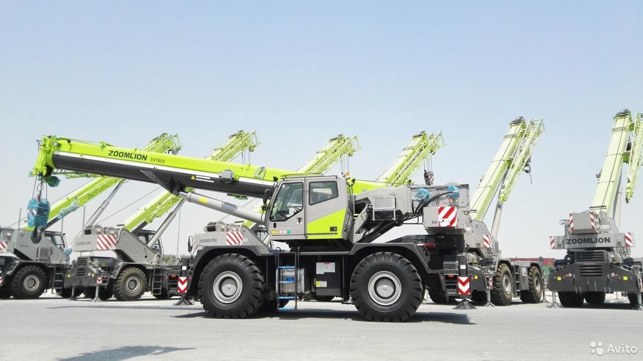 Самоходный кран Zoomlion ZRT600
