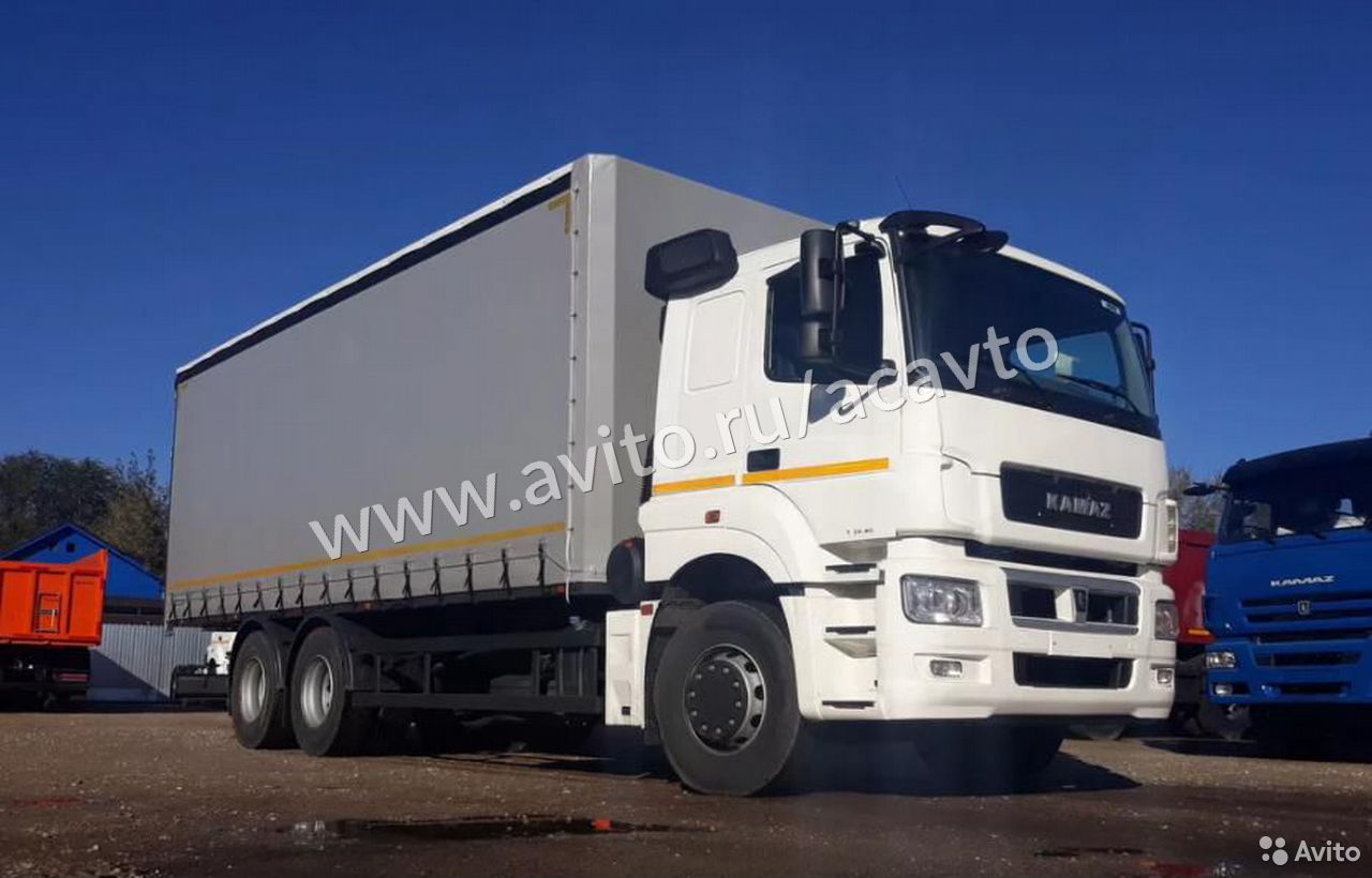 Тентованный грузовик КамАЗ 65207