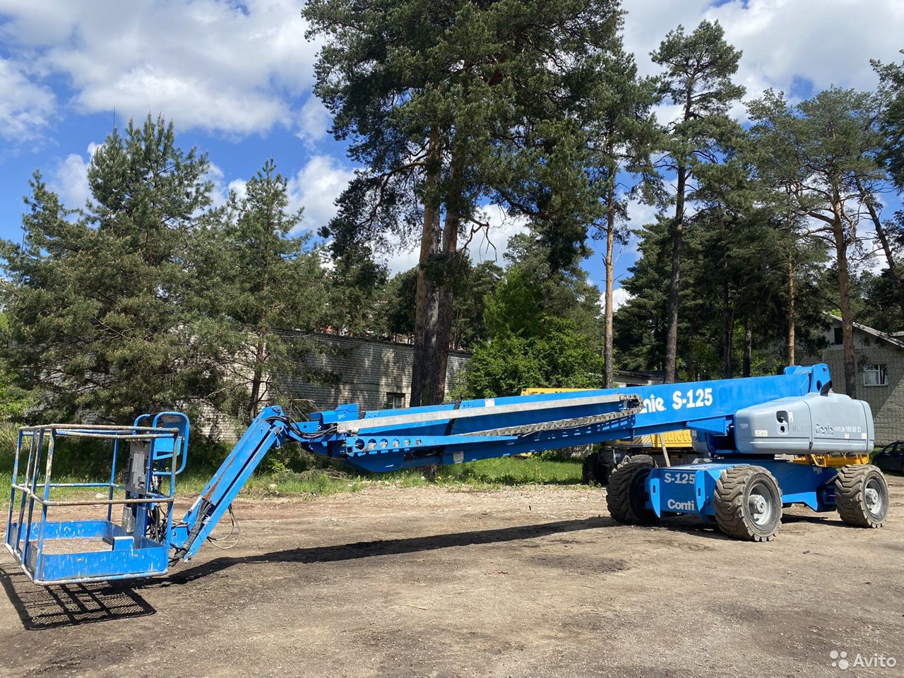 Телескопический подъемник Genie S-125