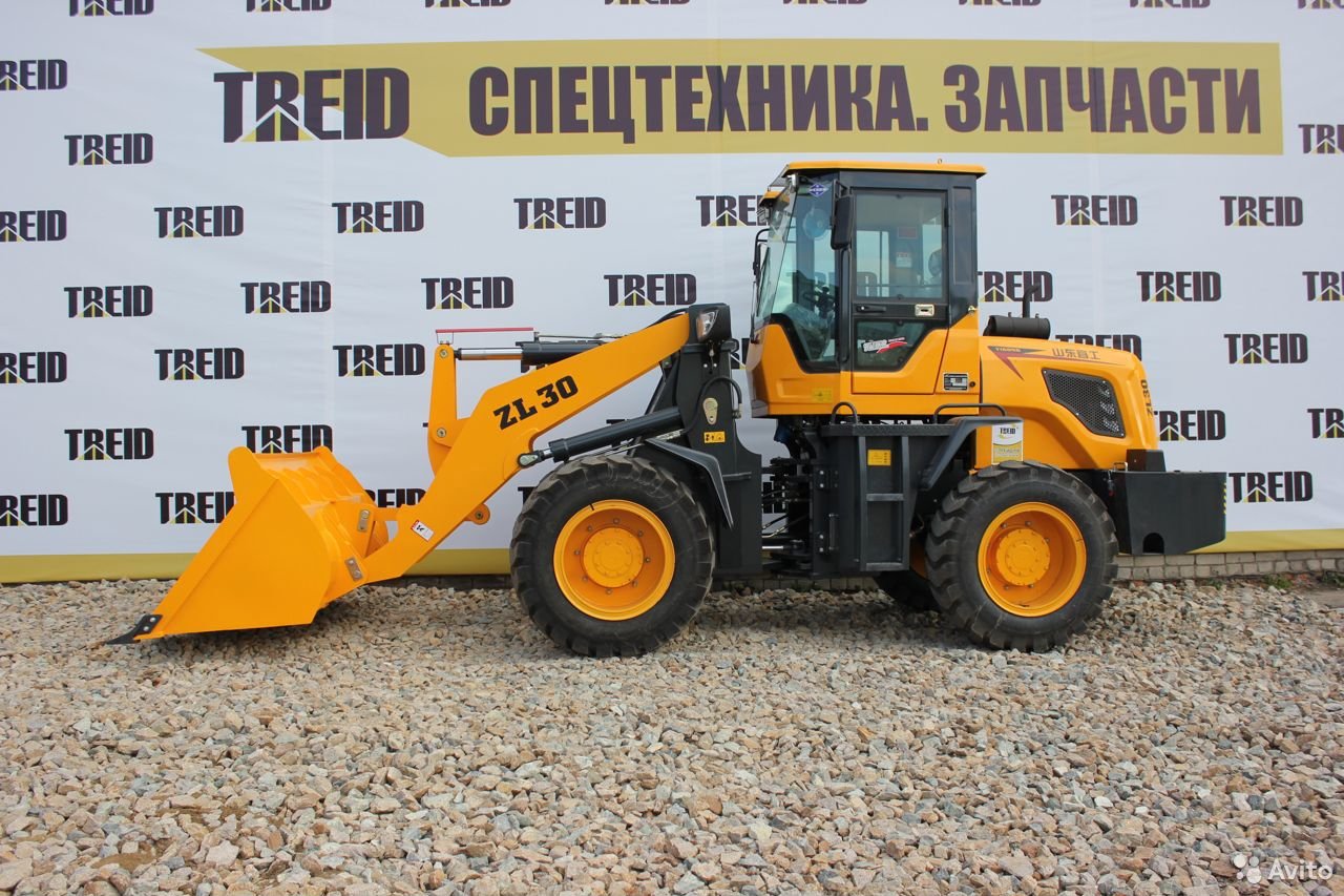 Фронтальный погрузчик Yigong ZL30