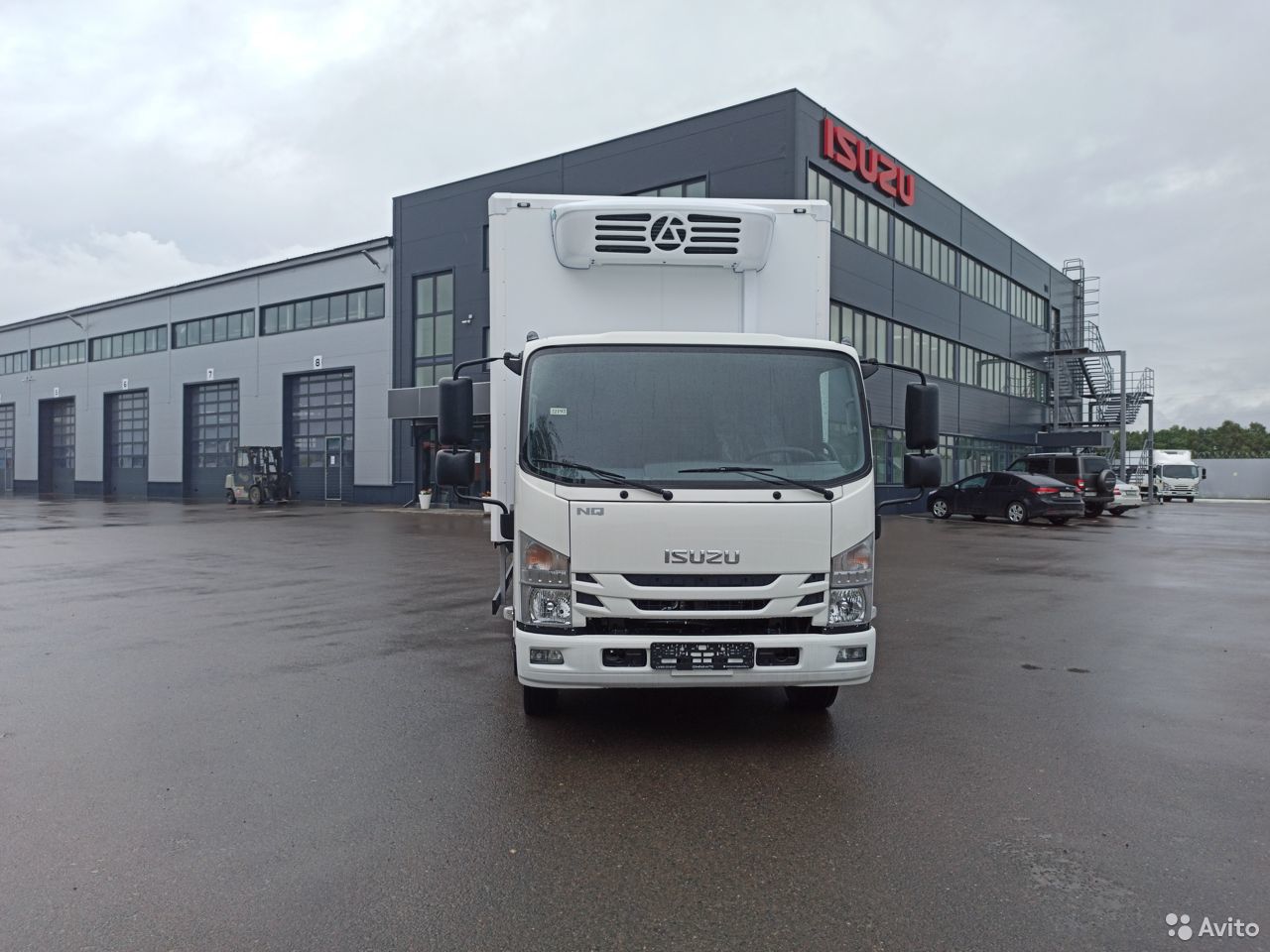 Рефрижераторный фургон Isuzu ELF 9.5