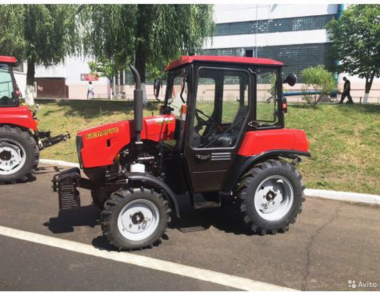 Трактор МТЗ Беларус 320.4 М
