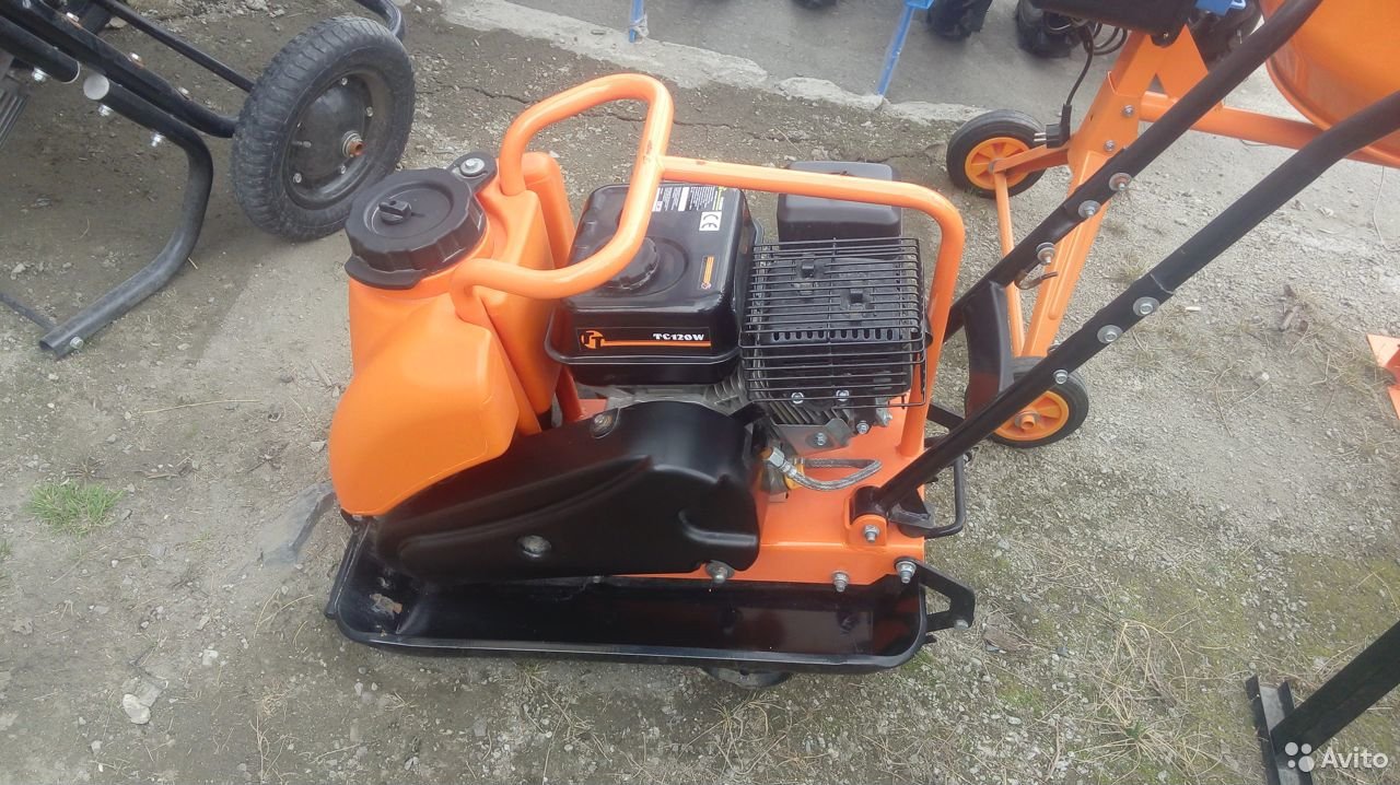 Виброплита Total-Tools TC120W