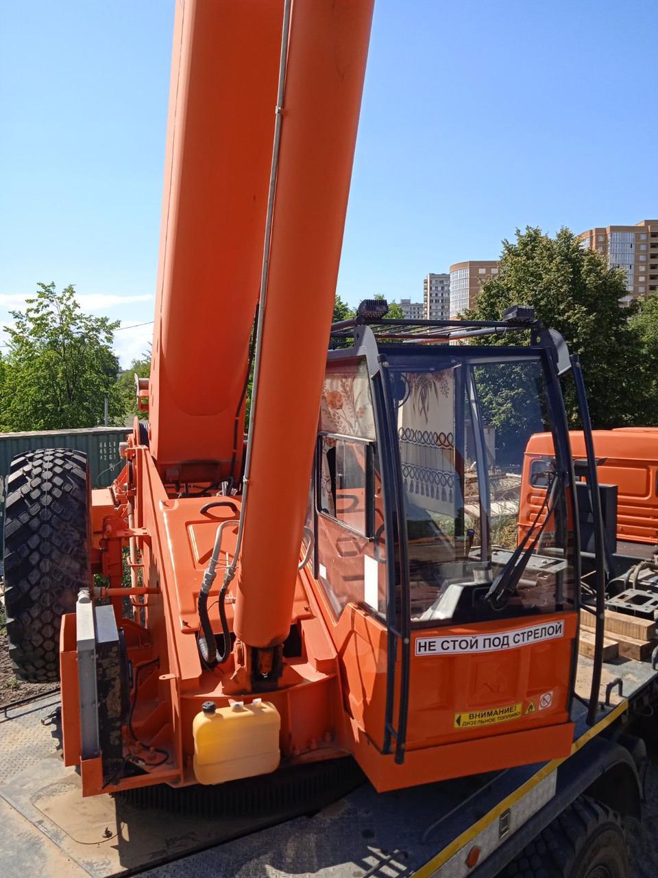 Автокран Клинцы КС-55713-5К-4В на шасси КамАЗ 43118