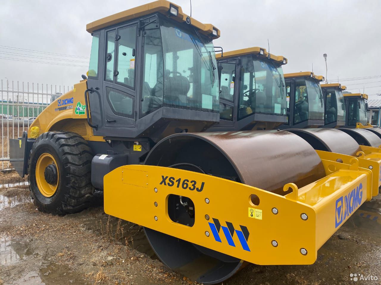 Грунтовый каток XCMG XS143