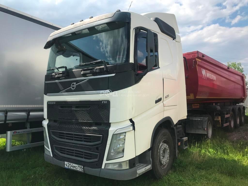 Седельный тягач Volvo FH Track