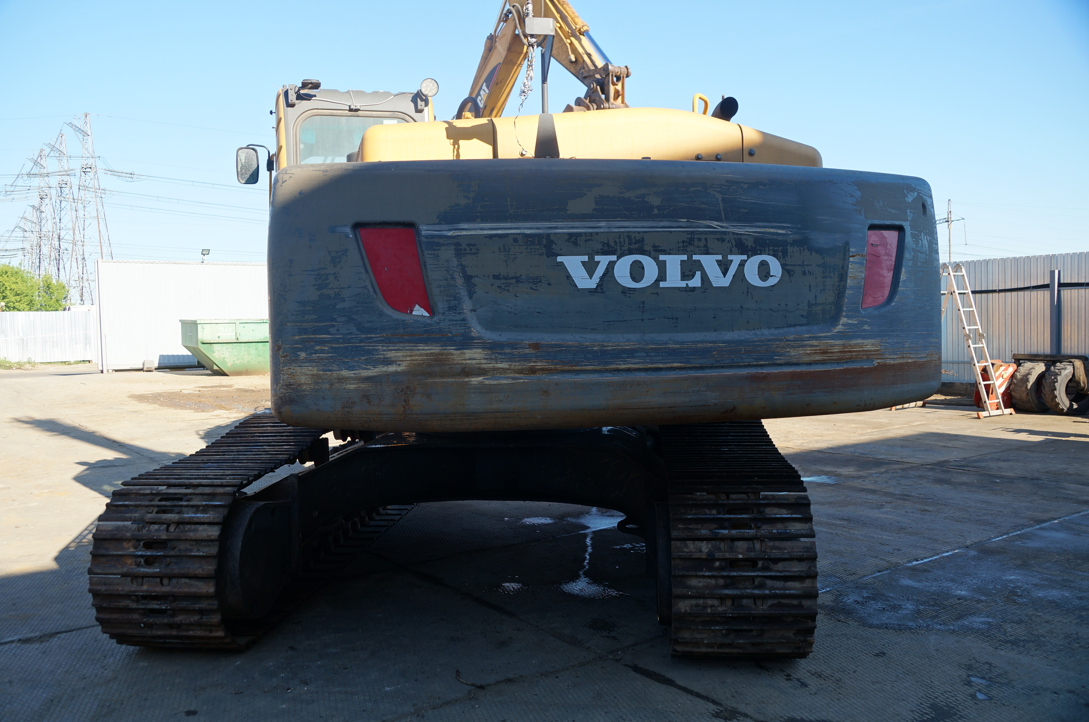 Гусеничный экскаватор Volvo EC290B LC Prime
