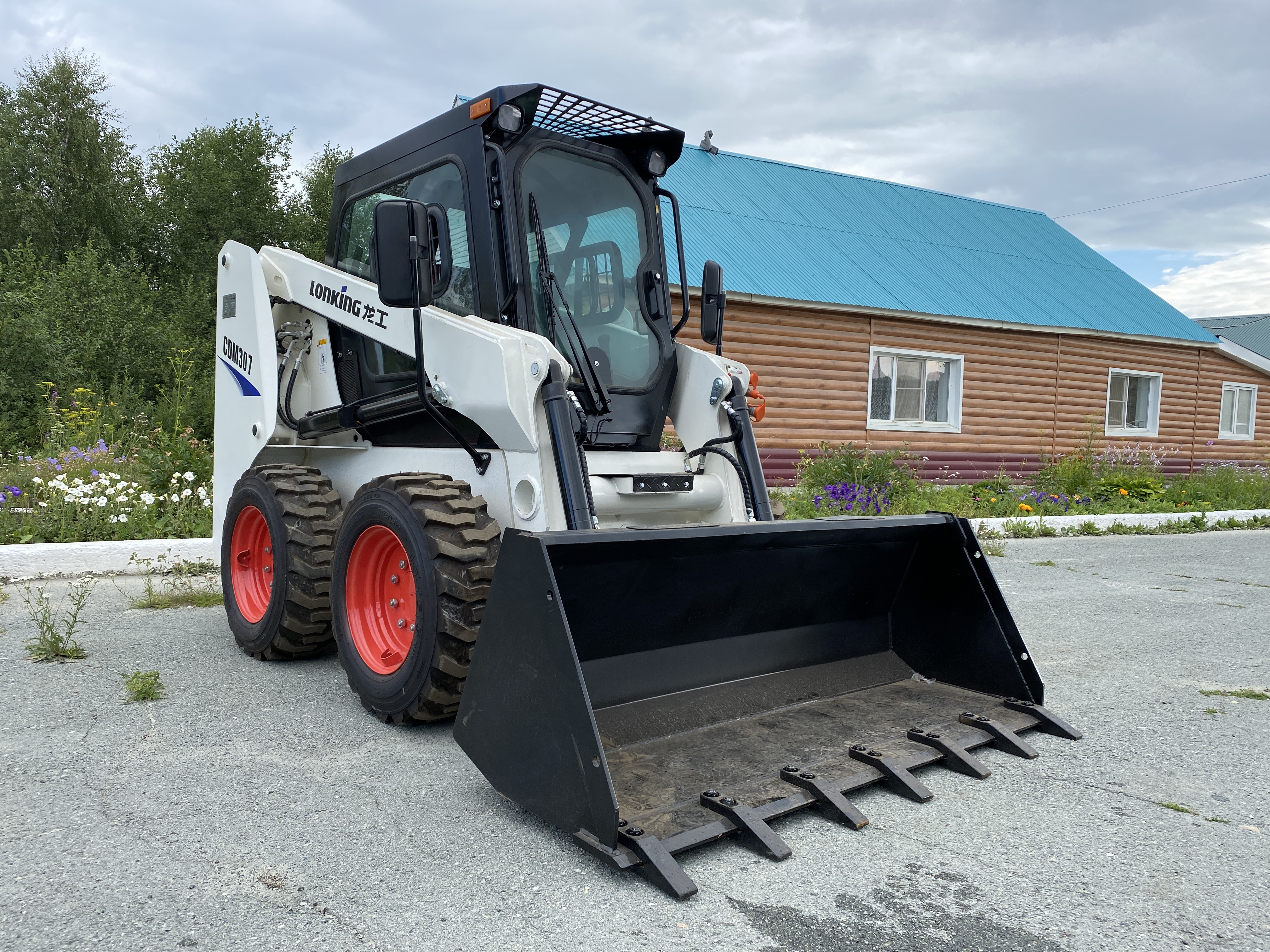 Мини-погрузчик Lonking CDM307