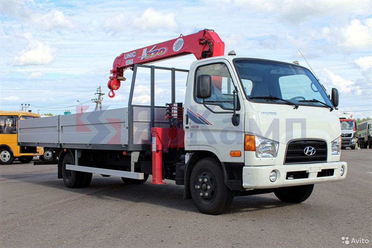 Бортовой грузовик с КМУ Hyundai HD78 с КМУ Unic