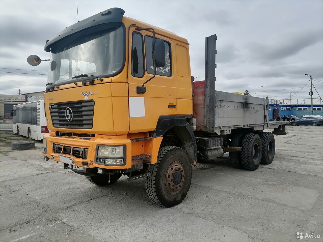 Бортовой грузовик SHACMAN (Shaanxi) SX3255DR