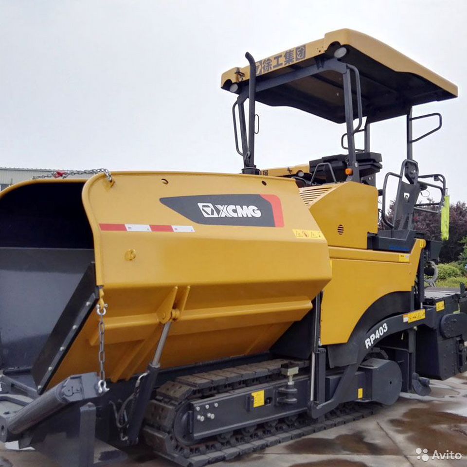 Асфальтоукладчик XCMG RP403