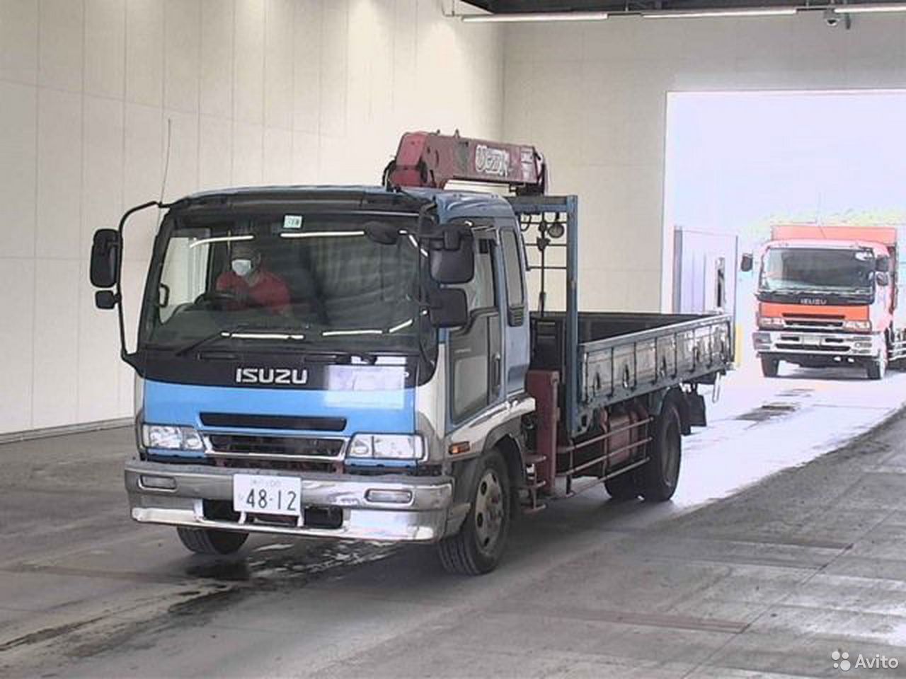Бортовой грузовик с КМУ ISUZU Forward