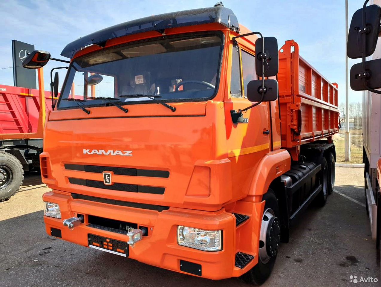 Самосвал КамАЗ 45143