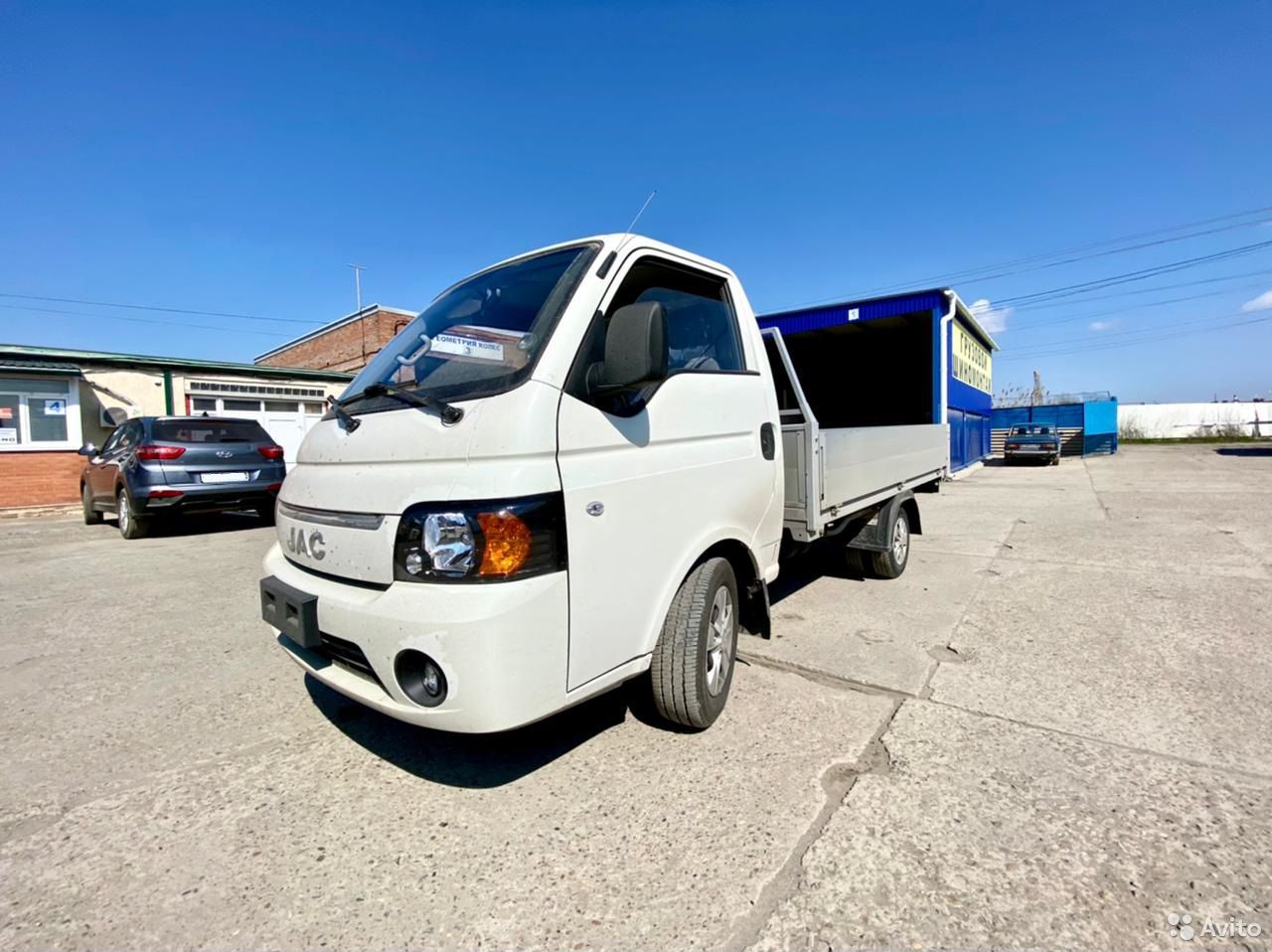 Бортовой автомобиль JAC N35