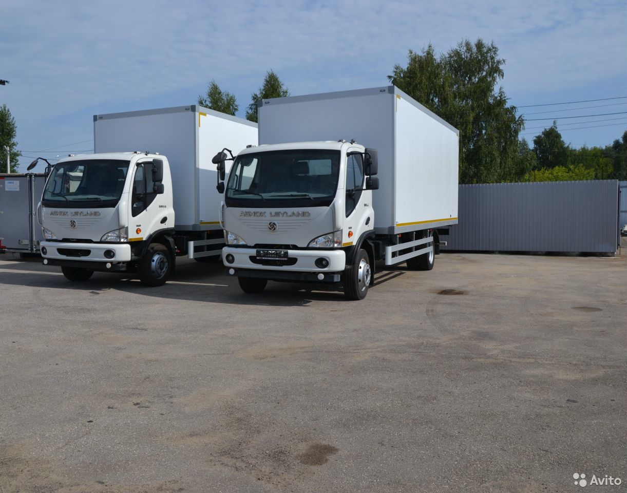 Промтоварный фургон Ashok Leyland Boss (hino 500)