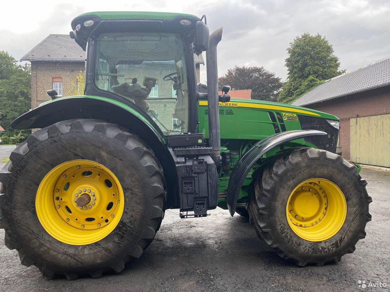 Трактор John Deere 7260