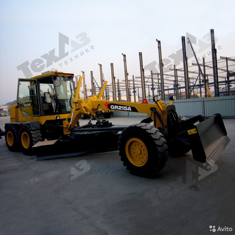 Автогрейдер XCMG GR215А